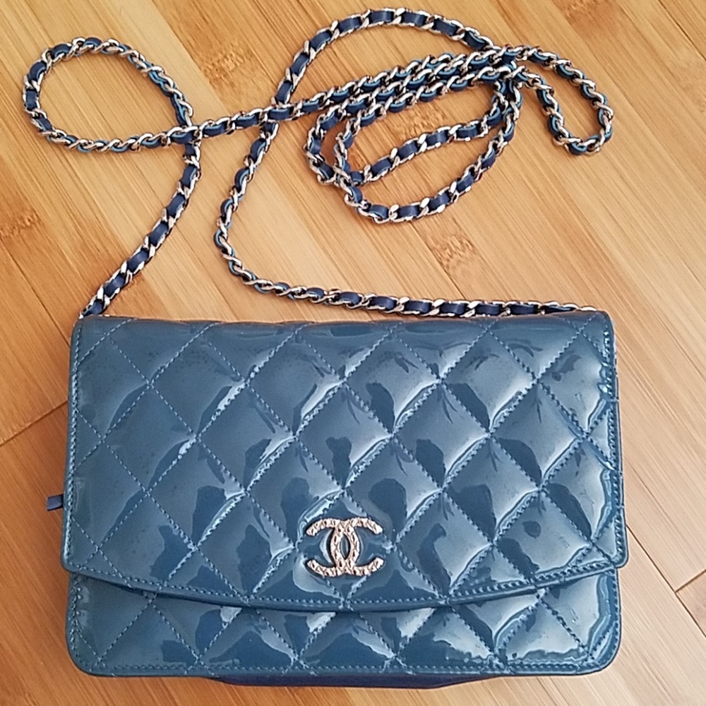 Chanel patent leather blue woc Small size.